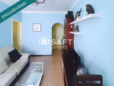 Oturma odası; doğal ışık, modern stil