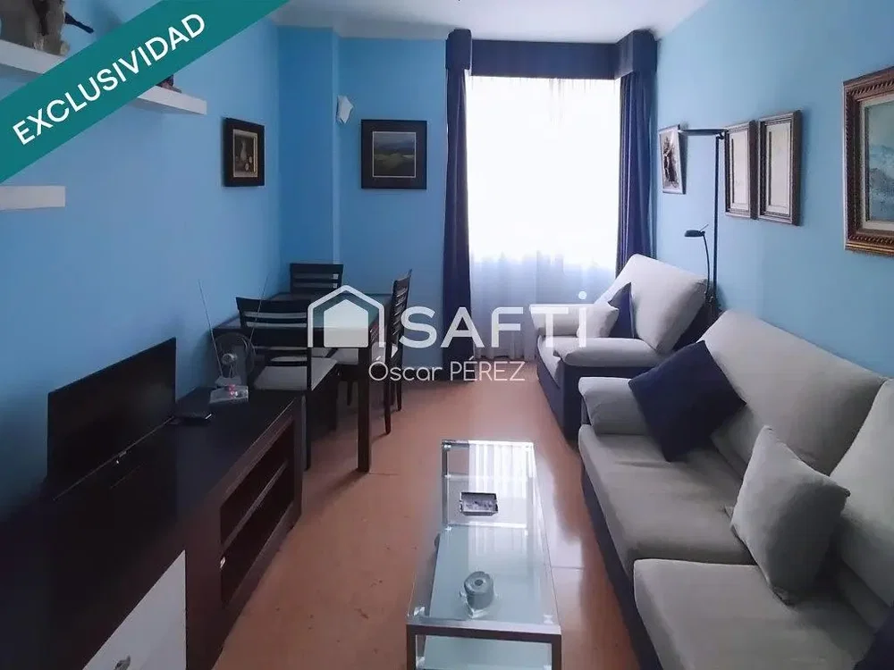 Oturma odası; doğal ışık, modern stil
