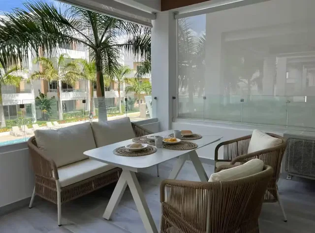 Terrasse; lumière naturelle, vue