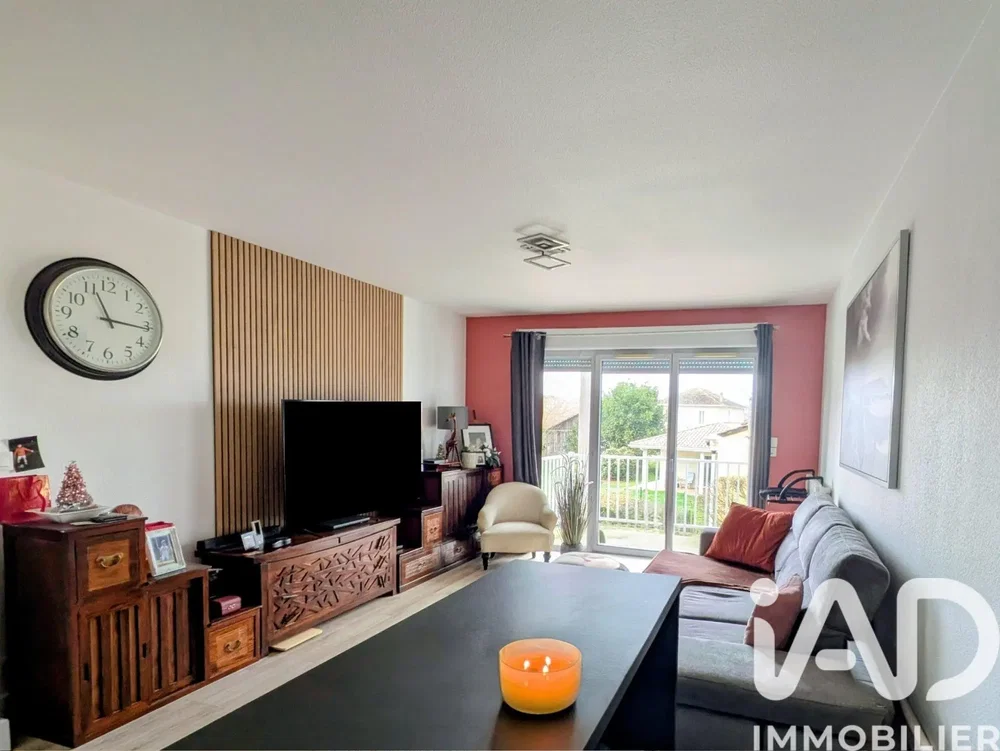 Salon; lumière naturelle, style moderne