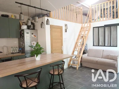 Wohnzimmer; küchengeräte, holzboden, tageslicht, moderner stil
