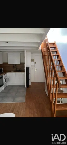 Küche; küchengeräte, holzboden, tageslicht