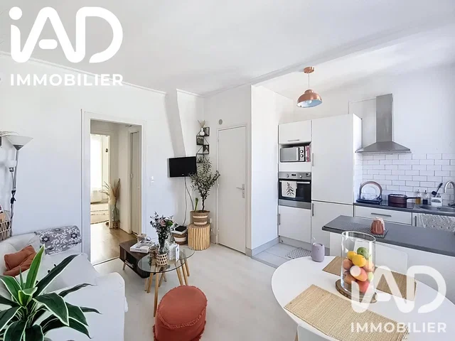 Wohnzimmer; küchengeräte, tageslicht, moderner stil
