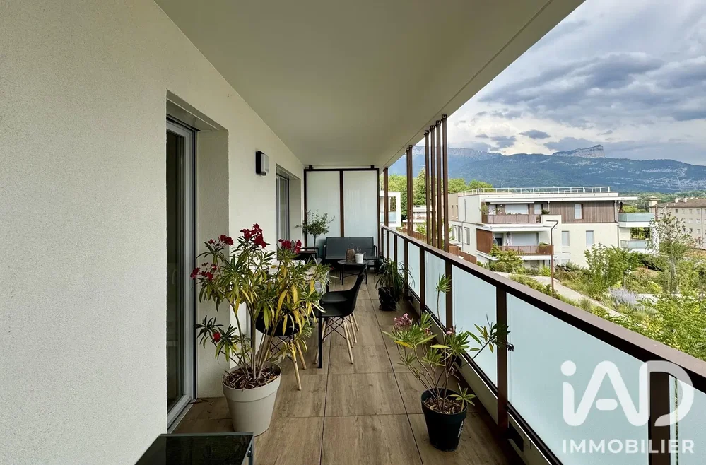 Balkon; blick, tageslicht, fliesenboden