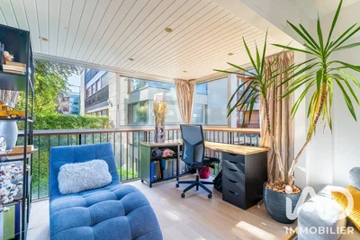 Balkon; doğal ışık, manzara