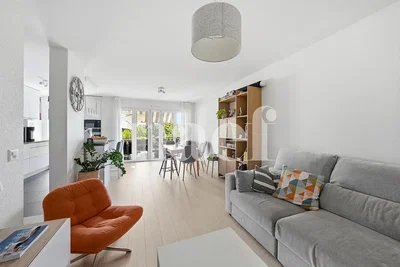 Salon; lumière naturelle, style moderne