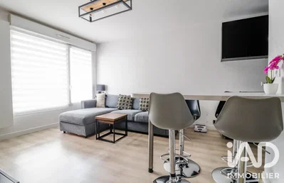 Wohnzimmer; tageslicht, moderner stil