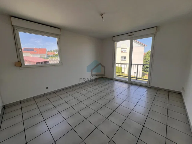 Wohnzimmer; fliesenboden, blick