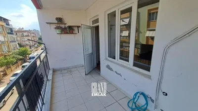 Balcon; carrelage, vue