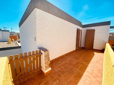 Terrasse; fliesenboden, tageslicht