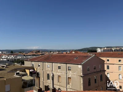 Haus und umgebung; blick