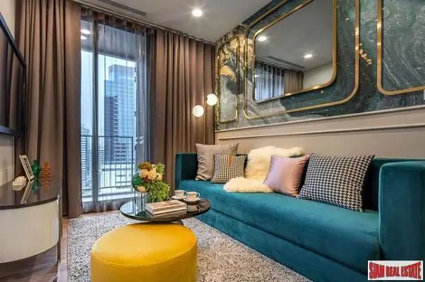Living room; view, modern style, natural light