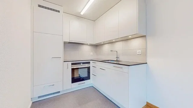 Kuhinja; kuhinjski aparati, prirodno svjetlo