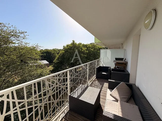 Balkon; pogled, prirodna svjetlost