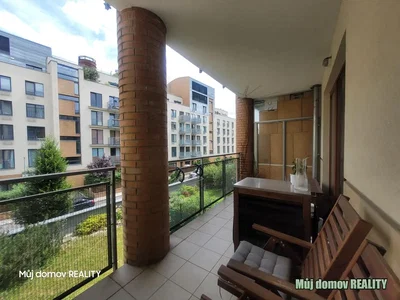 Balkon; blick, fliesenboden, tageslicht