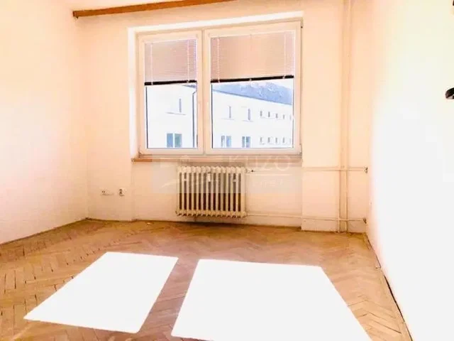 Άλλο; ξύλινο πάτωμα, φυσικό φως