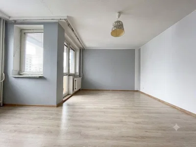 Salon; parquet, lumière naturelle