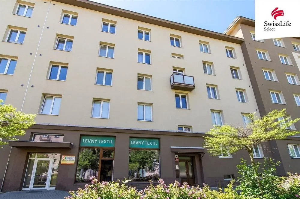 Kuća i okolina