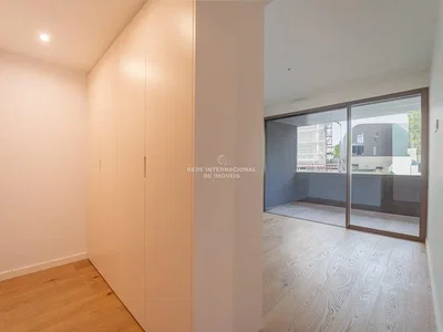 Chambre; parquet, lumière naturelle