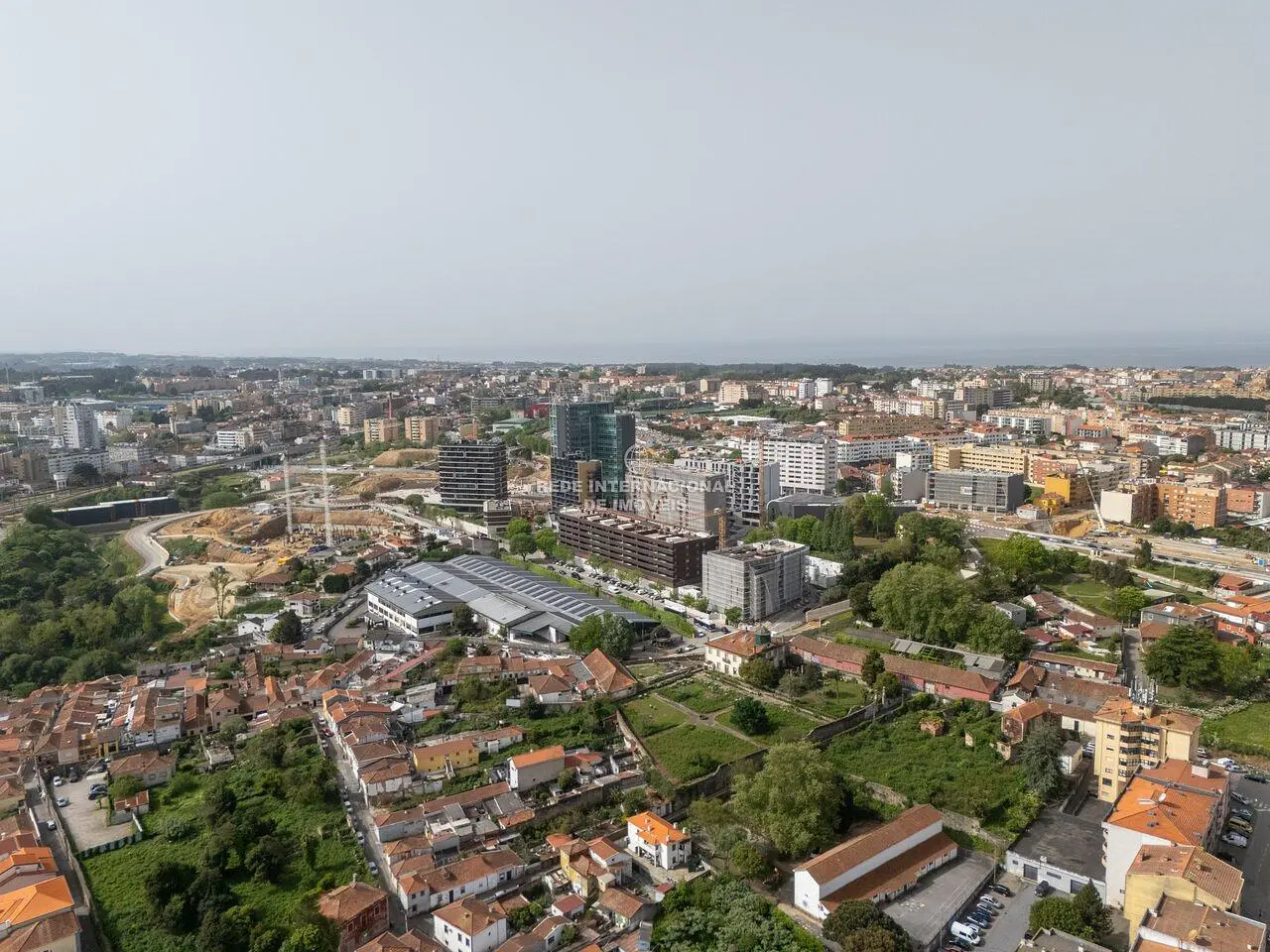 Maison et environs; vue