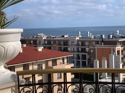 Balcón; vista, luz natural