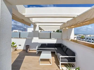 Terrasse; lumière naturelle, parquet