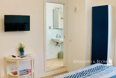 Chambre; lumière naturelle, carrelage, rénové