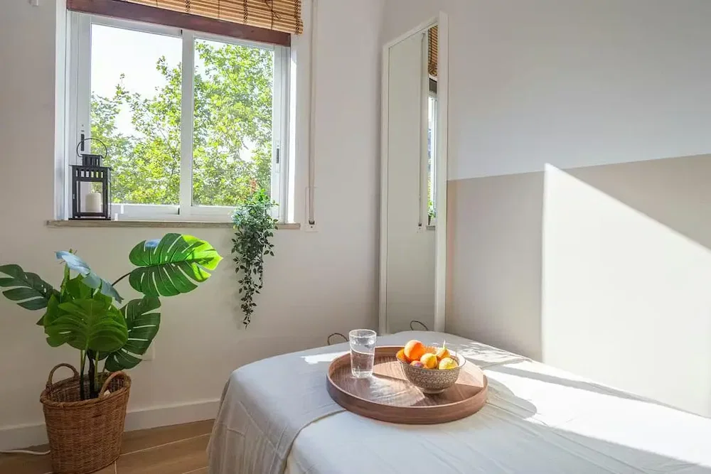 Schlafzimmer; tageslicht, moderner stil