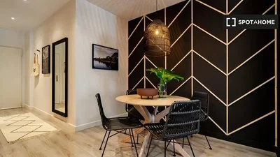 Living room; wood floor, modern style, natural light