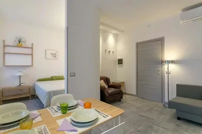 Wohnzimmer; tageslicht, fliesenboden