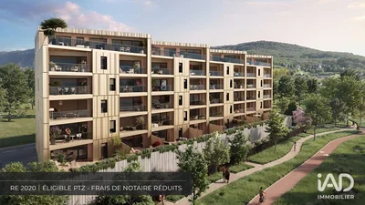 Maison et environs; vue, lumière naturelle