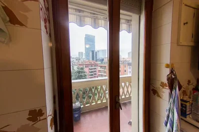 Balcon; vue, carrelage