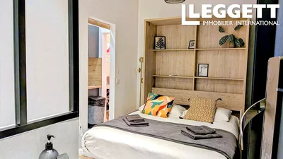 Bedroom; natural light, modern style