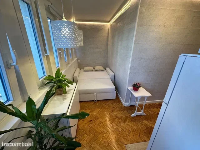 Slaapkamer; natuurlijk licht, houten vloer