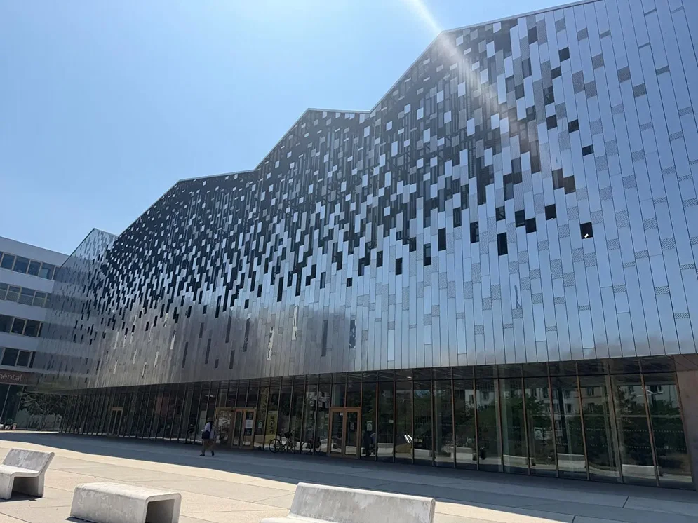 Huis en omgeving; natuurlijk licht, uitzicht