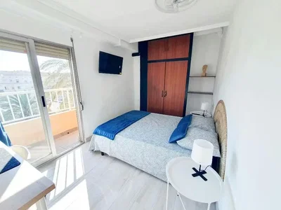 Camera da letto; luce naturale, vista