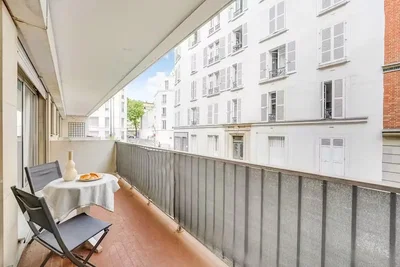 Balkon; výhled, přirozené světlo