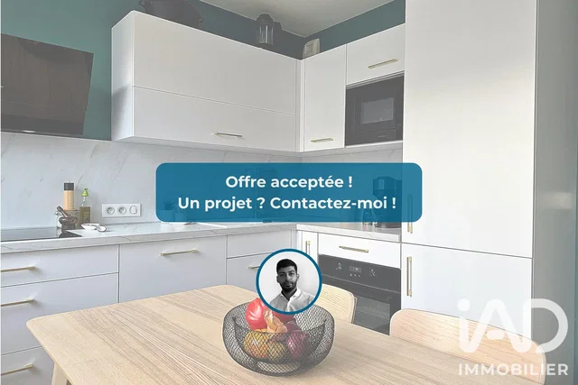 Kitchen; kitchen appliances, wood floor, renovated, natural light