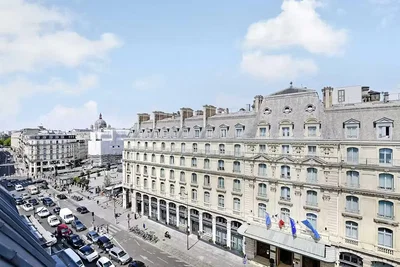 Maison et environs; vue
