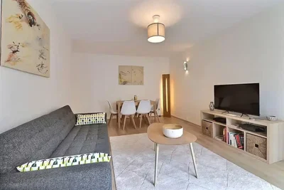 Living room; natural light, modern style