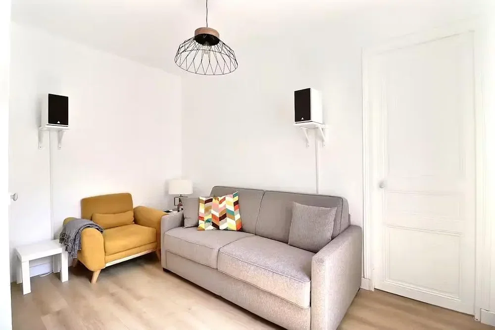 Wohnzimmer; tageslicht, moderner stil