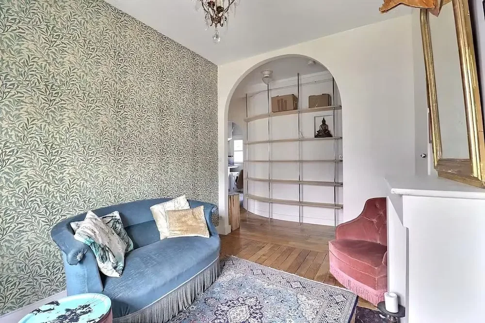 Wohnzimmer; holzboden, tageslicht, rustikaler stil
