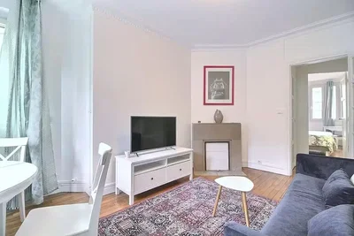Dnevna soba; prirodno svjetlo, drveni pod