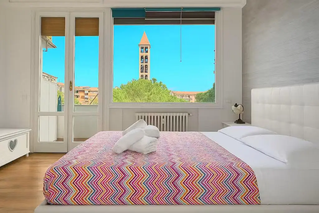 Spavaća soba; pogled, prirodno svjetlo