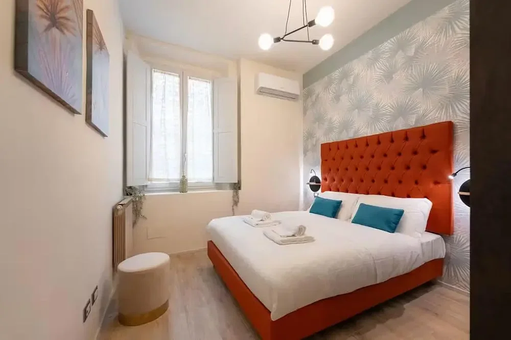 Spavaća soba; prirodno svjetlo, moderni stil