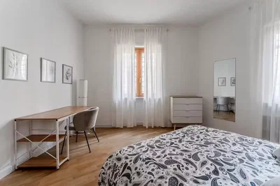 Schlafzimmer; tageslicht, holzboden, moderner stil