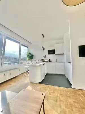 Küche; blick, küchengeräte, tageslicht, holzboden