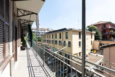 Balcone; vista, luce naturale