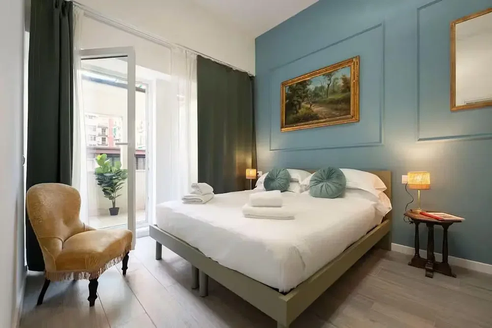 Camera da letto; luce naturale, stile moderno