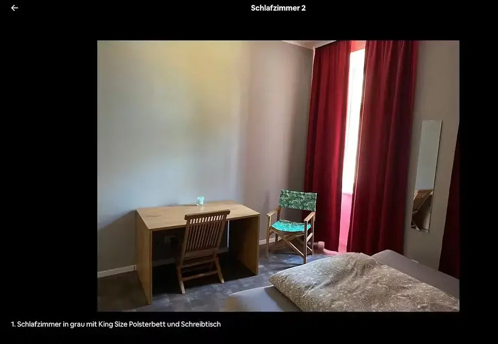 Schlafzimmer; tageslicht, holzboden